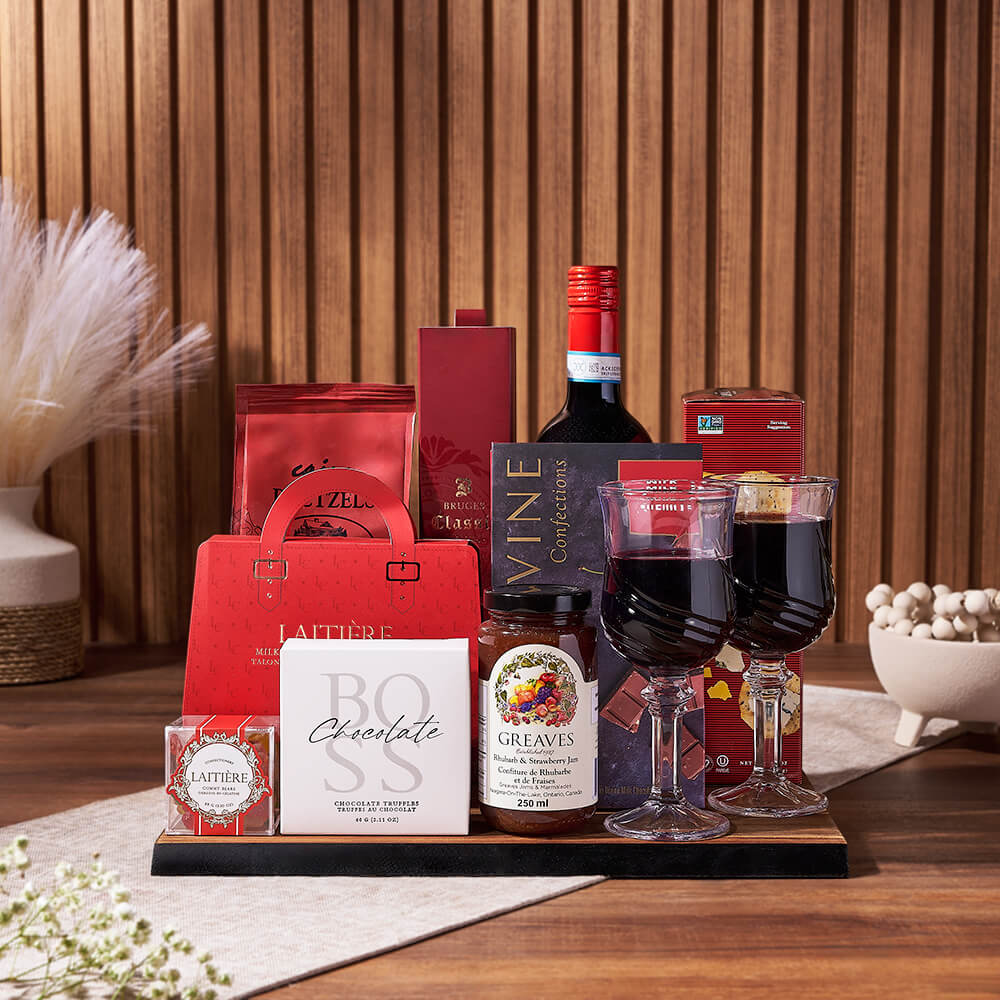 Wine Gift Basket and Acacia Board – how the gift is presented