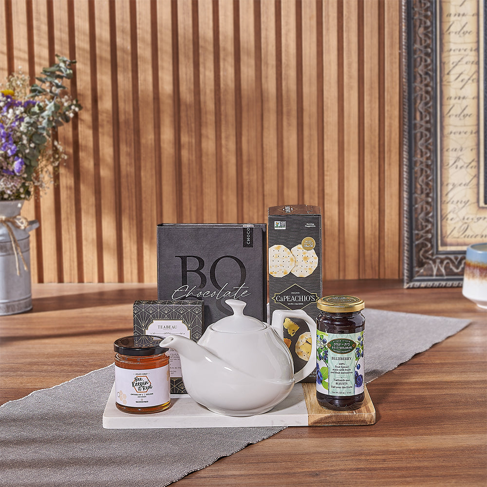 Kosher Tea Gift Basket with Chocolate – how the gift is presented