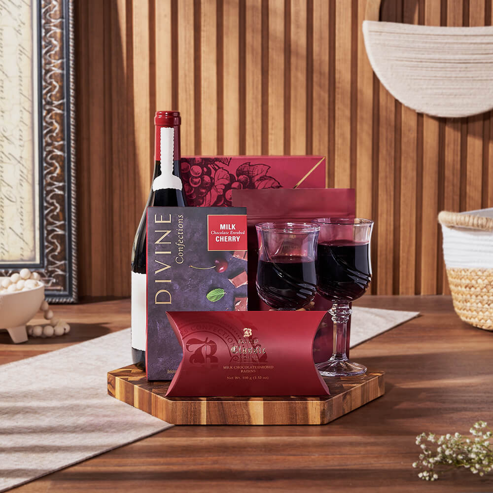 Wine Basket with Chocolate Assortment – how the gift is presented