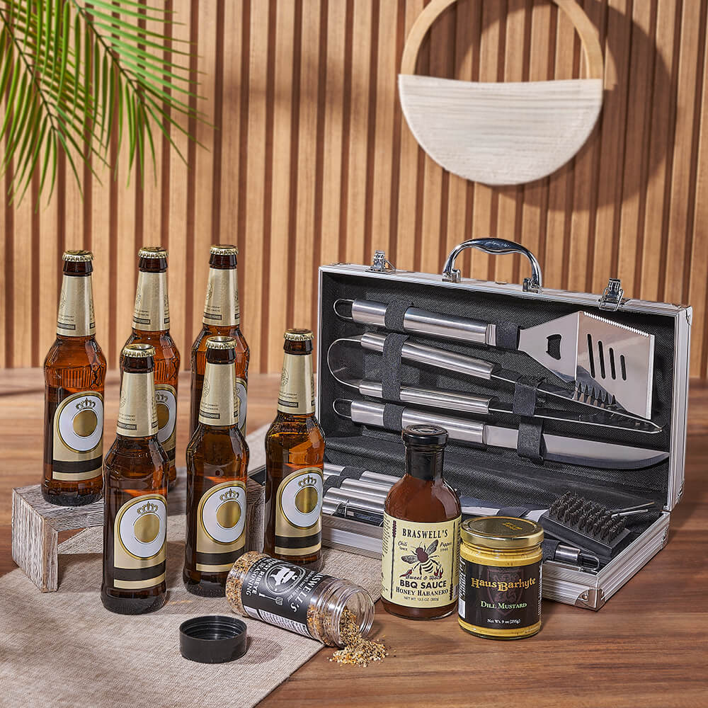 6-Bottle Beer Basket with Grill Tools – how the gift is presented