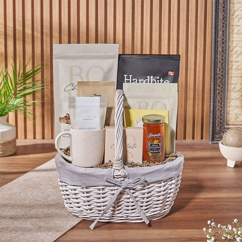 Premium Snack Basket in White Wicker – gift basket with boss caramel & milk chocolate pecan popcorn, boss beige butterscotch shortbread cookies