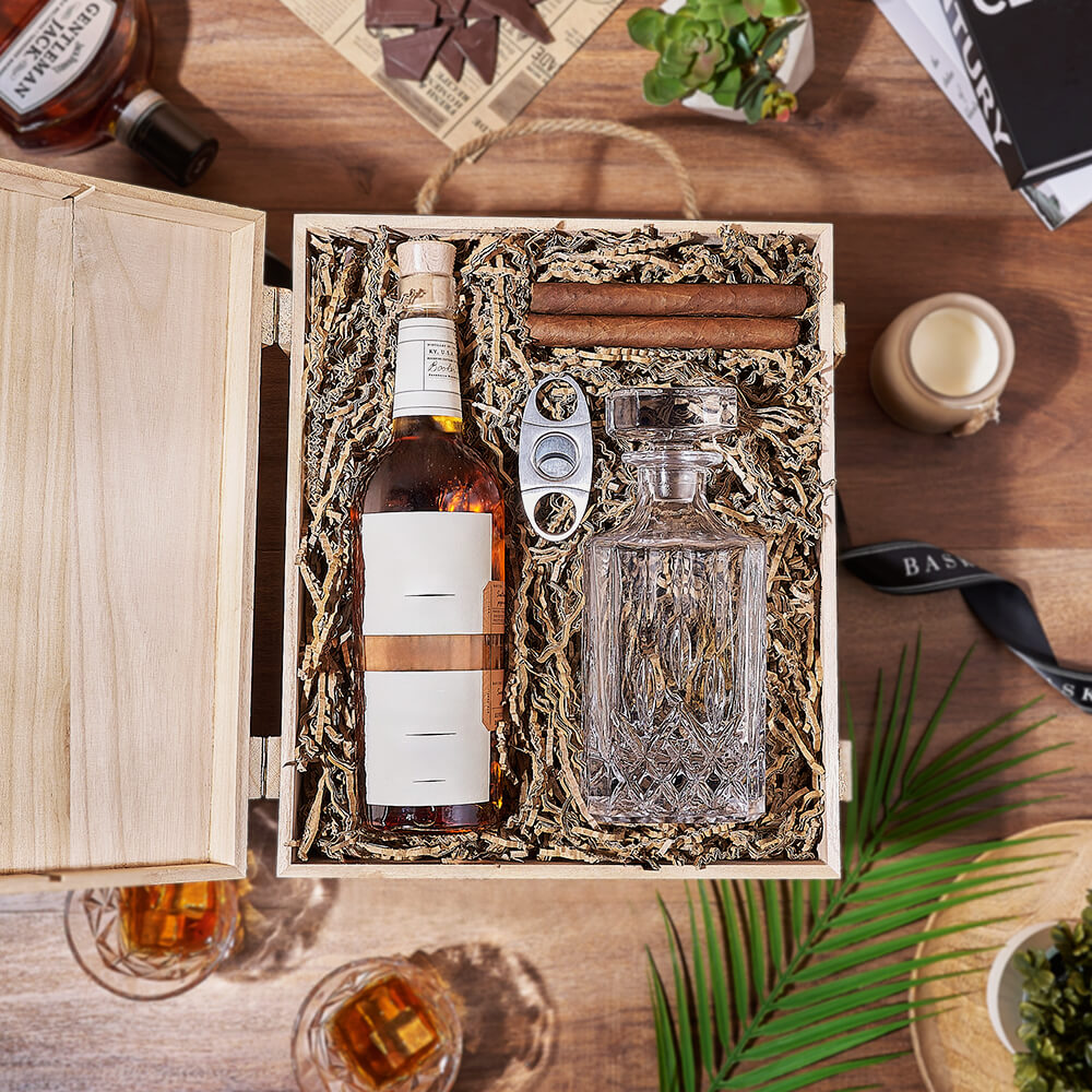 Liquor &amp; Decanter Crate, liquor gift, liquor, decanter gift, decanter, cigar gift, cigar, New York City delivery