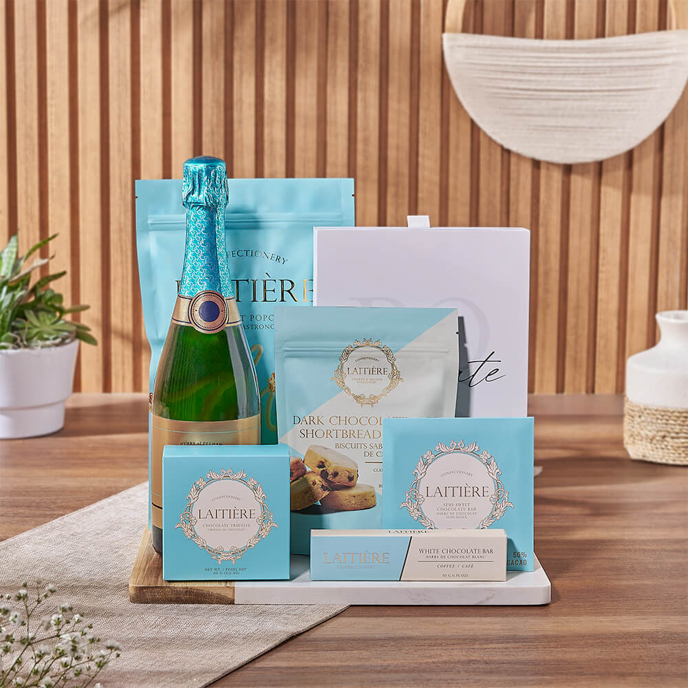 Deluxe Sweet and Sparkling Wine Gift – how the gift is presented