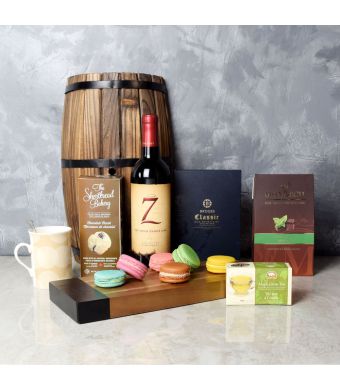 Fantastic Sweets & Beverage Gift Set, wine gift baskets, gourmet gifts, gifts
