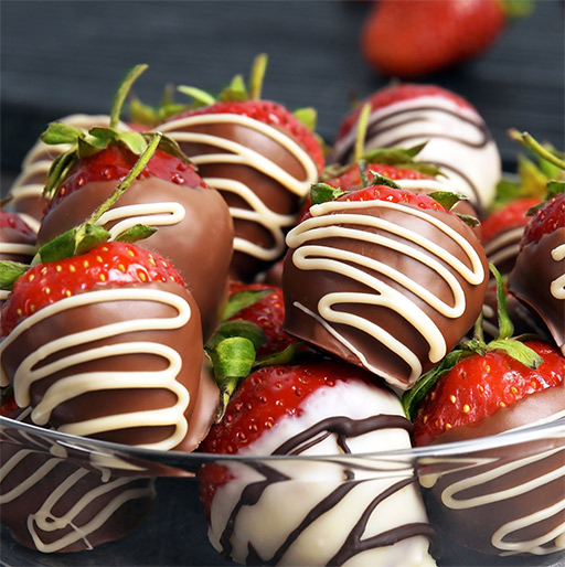 Our Chocolate-Dipped Strawberries Gift Ideas for Bosses & Co-Workers